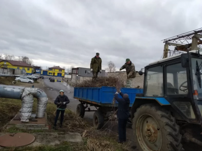 Дружная команда нашего завода на  республиканском субботнике!